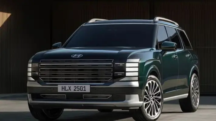 أفضل سيارات للسفر الطويل داخل الإمارات: سلاسة تناسب مختلف الطرق